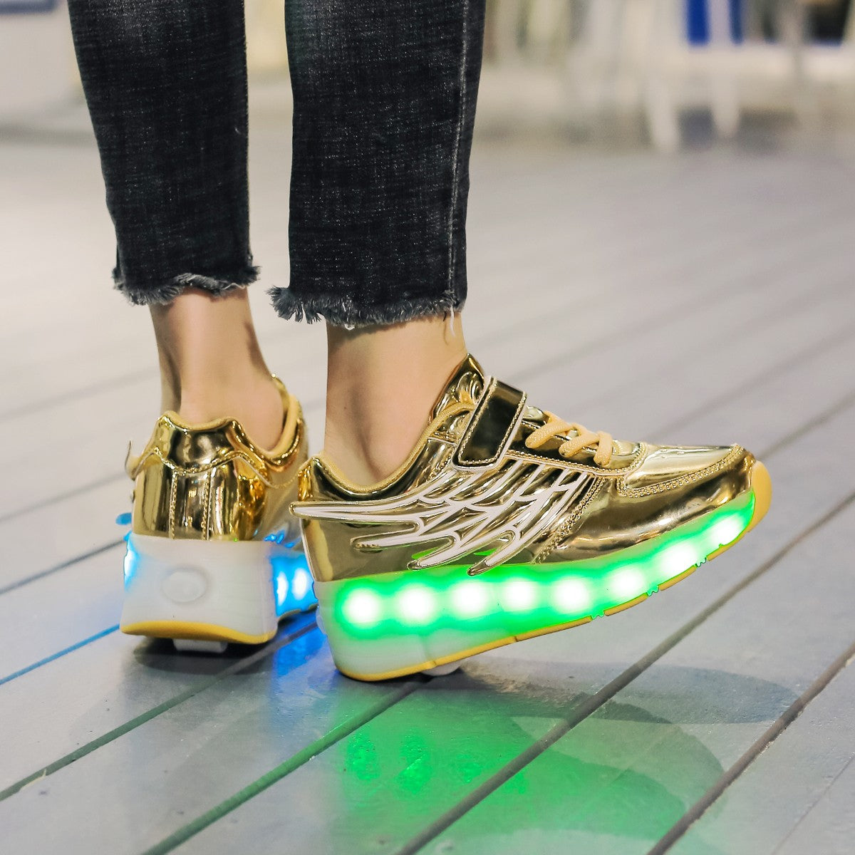 Single Wheel LED Roller shoes  Gold